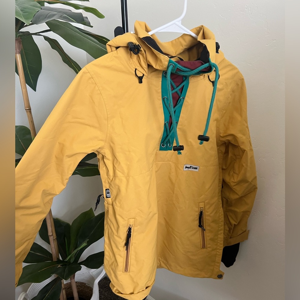 Snow coat